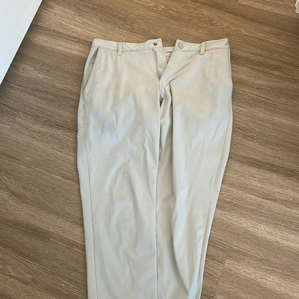 Rhône Men’s Commuter Pant Sz 31 stone color